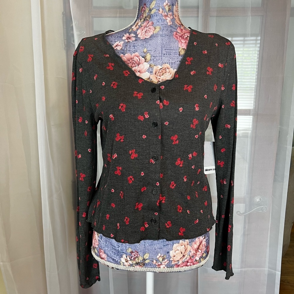 🛍️ Rose Bud Dusty Top With Matching Sweater